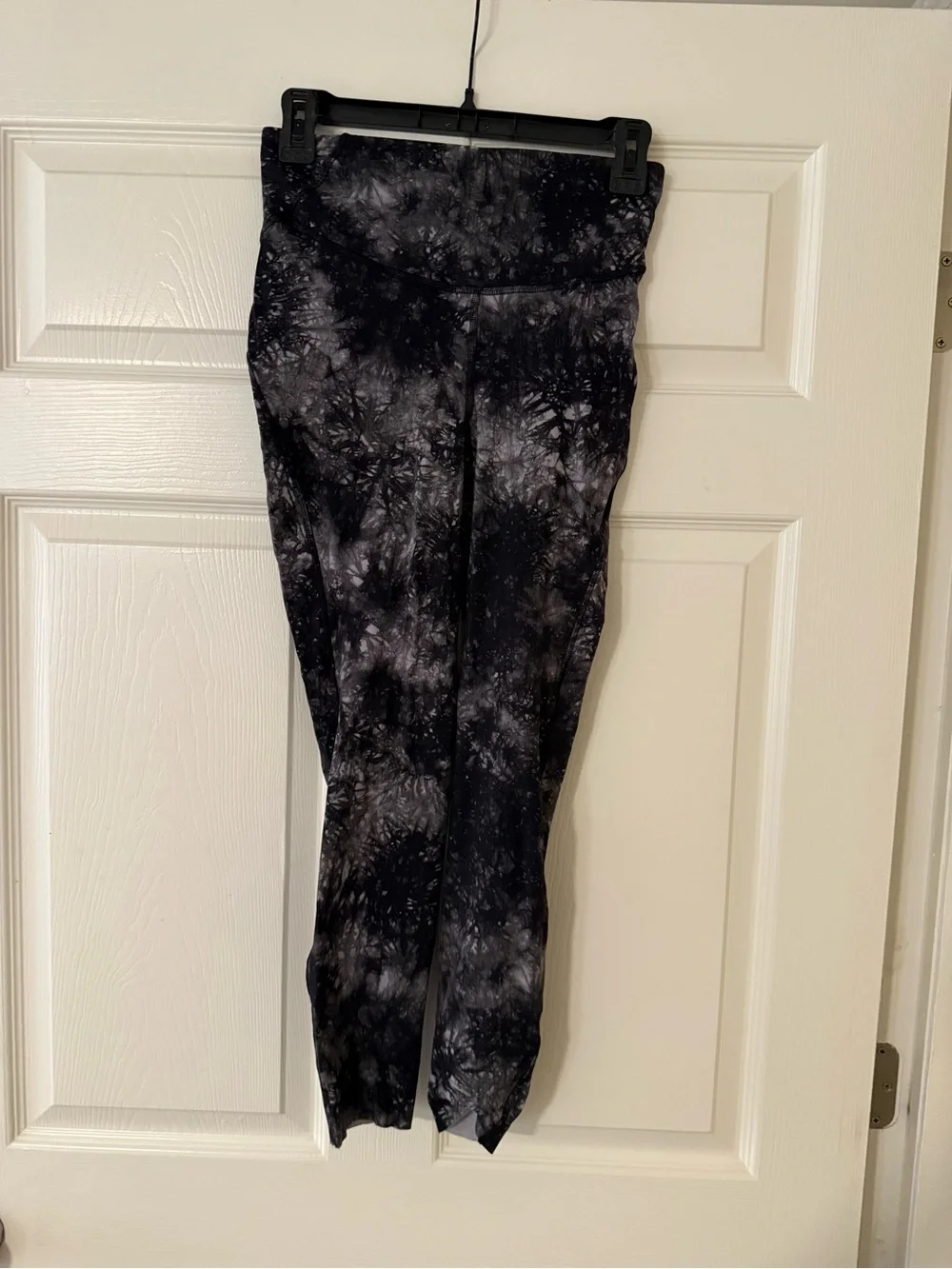 lululemon athletica Kids Black & Gray Tie-Dye Leggings